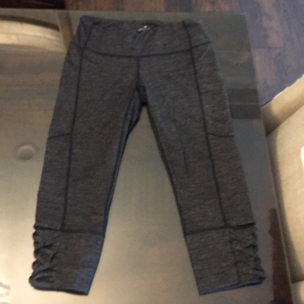 Athleta capris with cross cross see through calf’s